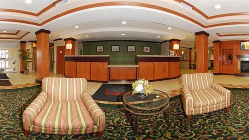 Fairfield Inn & Suites Эймс Экстерьер фото